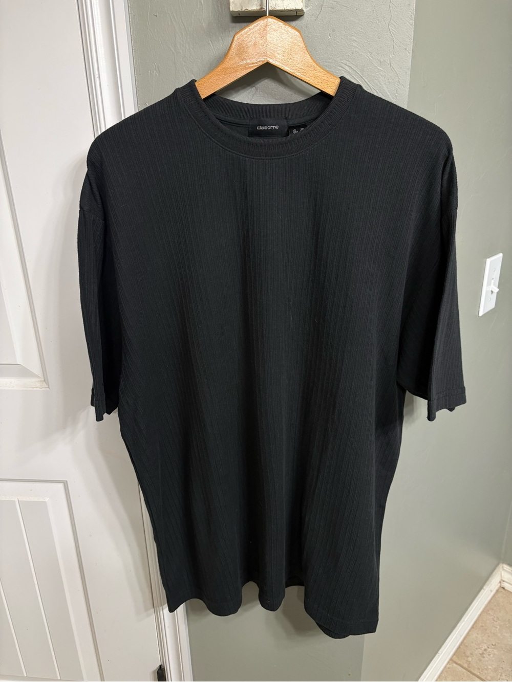 Claiborne Black Ribbed Crewneck Short-Sleeve Tee